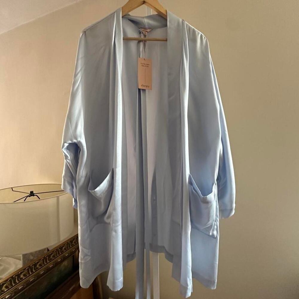 Nwt eberjey 100 silk robe